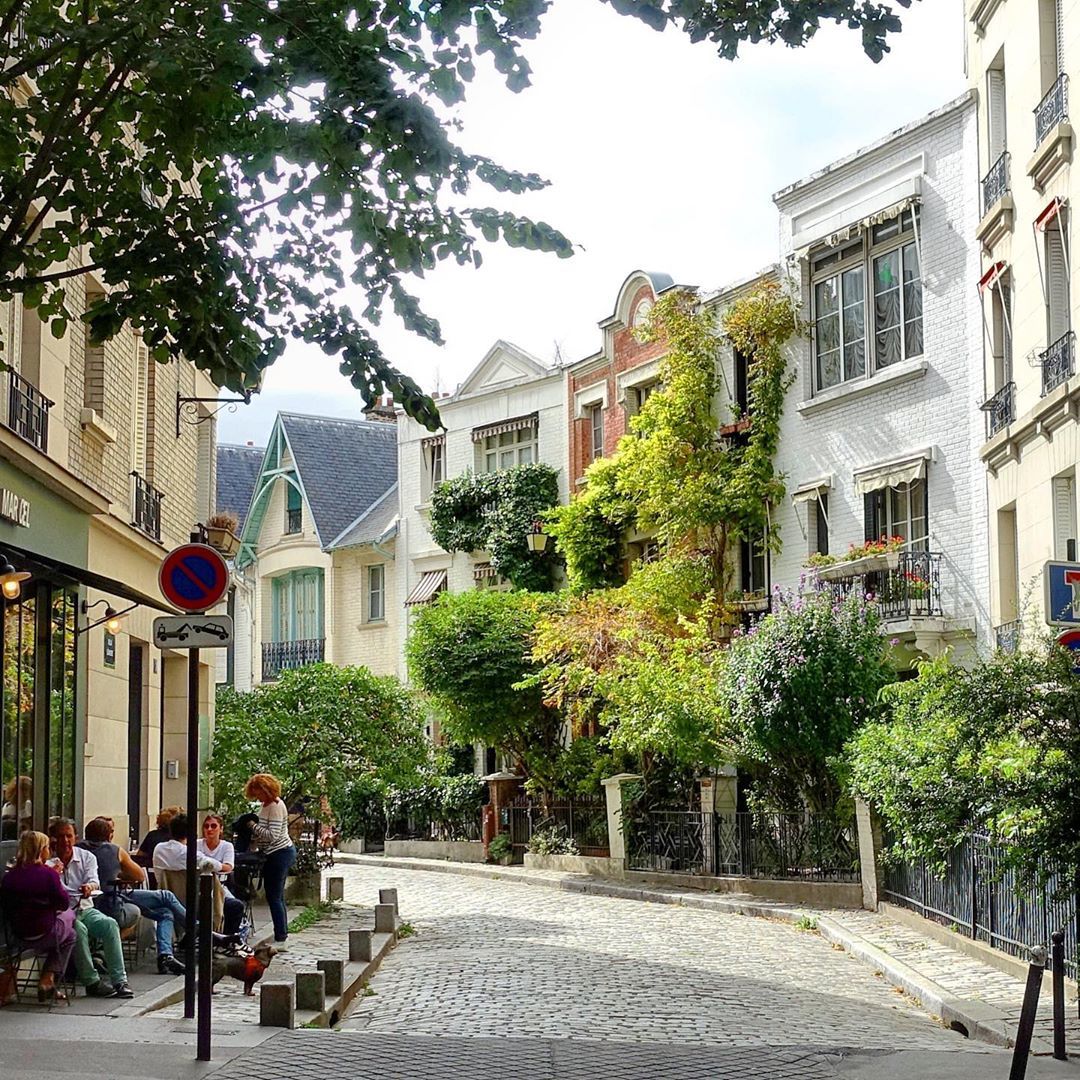 Découvrir l'Avenue Junot et la Villa Léandre à Paris